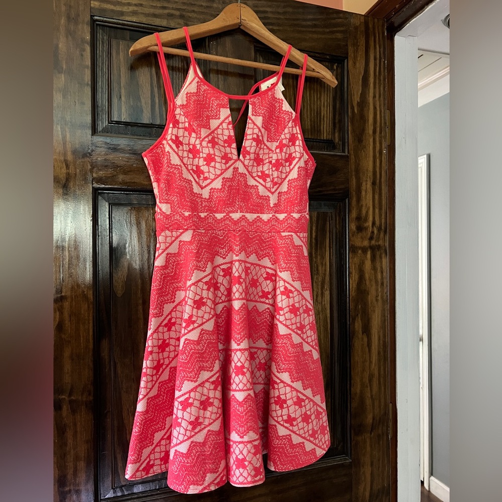 Love point dress